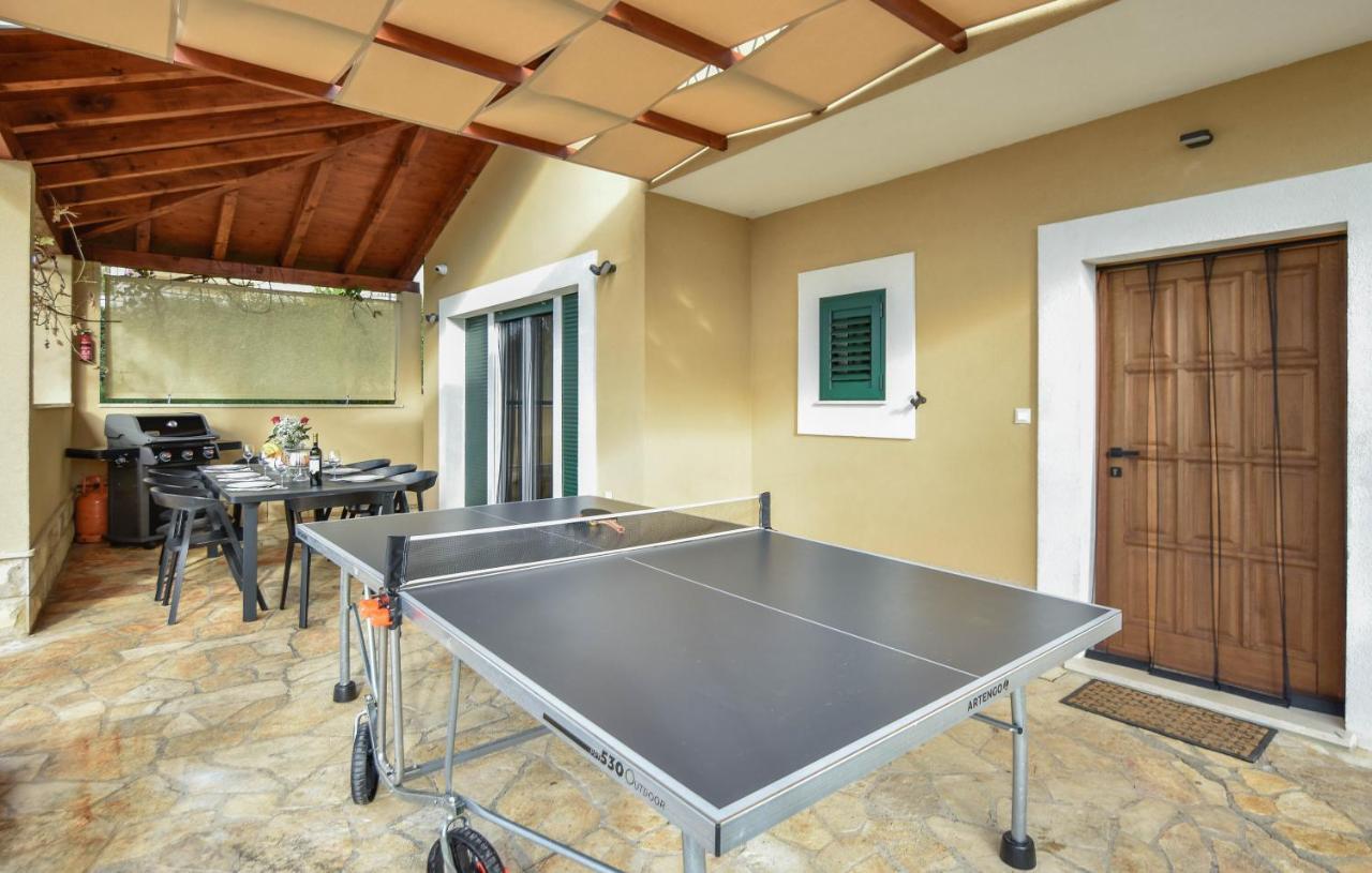 Villa Mater - Luxuriously Equipped Villa With A 15M Long Swimming Pool Žrnovnica Esterno foto